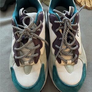 Fila Sneakers with Teal and Purple Highlights
